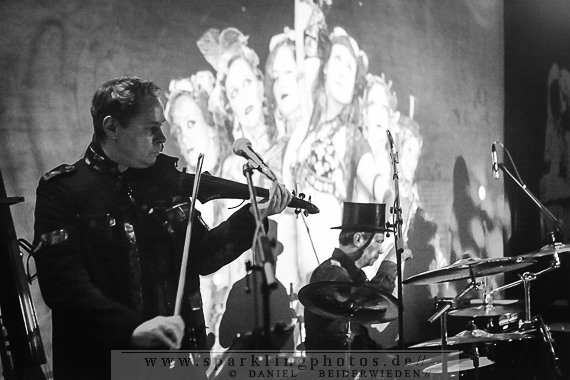 2013-12-28_The_Violet_Steam_Experience_-_Bild_013.jpg