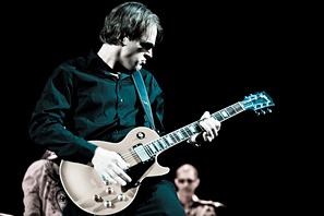 Preview : Bluesvirtuose JOE BONAMASSA Ende Februar drei Mal in Deutschland zu Gast