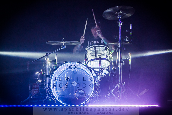 2014-02-07_Jennifer_Rostock_-_Bild_001x.jpg