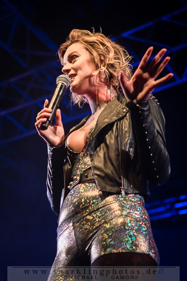 2014-02-07_Jennifer_Rostock_-_Bild_013x.jpg