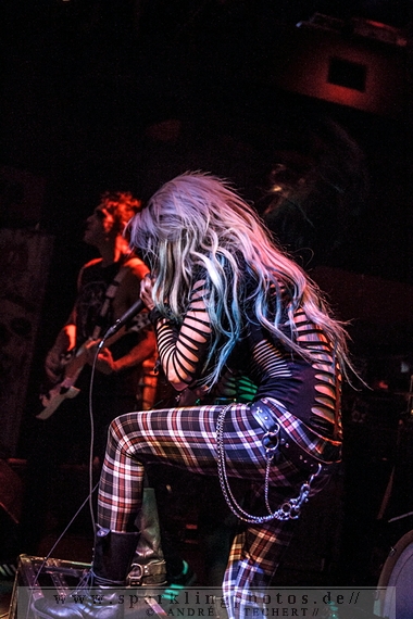 2014-02-28_Butcher_Babies_-_Bild_004.jpg