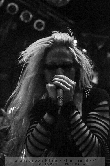 2014-02-28_Butcher_Babies_-_Bild_006.jpg