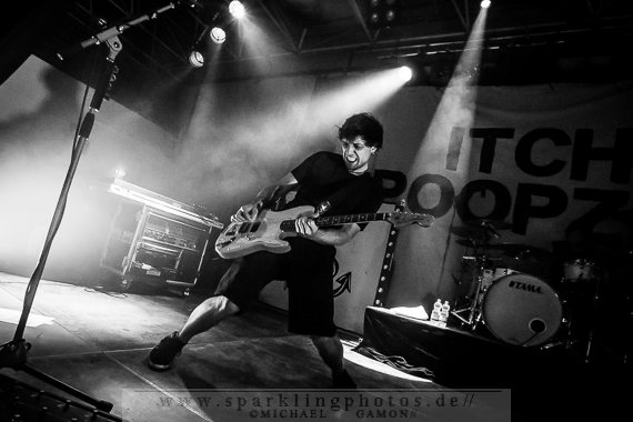 2014-03-08_Itchy_Poopzkid_-_Bild_014x.jpg