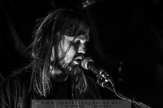 2014-04-17_Band_Of_Skulls_-_Bild_012.jpg