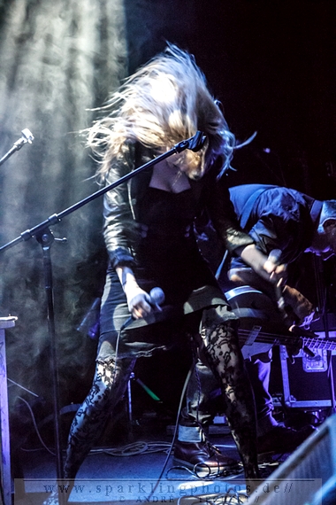 WOVENHAND - Köln, Gebäude 9 (18.05.2014) WOVENHAND - Köln, Gebäude 9 (18.05.2014)