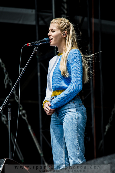 2014-06-22_London_Grammar_-_Bild_008x.jpg