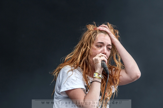 2014-08-17_Highfield_Festival_-_Bands_-_Bild_007.jpg