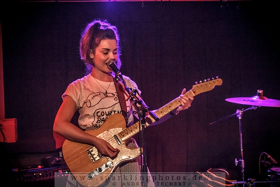 2014-10-01_Honeyblood_-_Bild_010.jpg