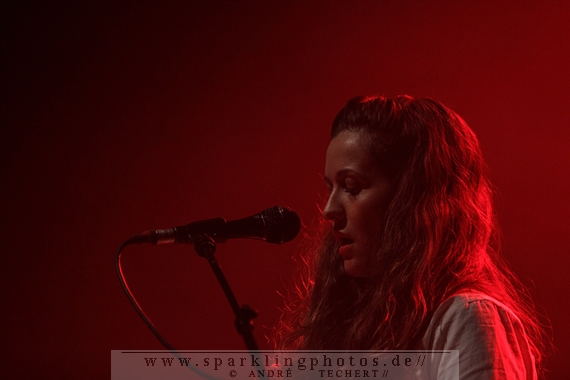 2014-10-10_Jessy_Lanza_-_Bild_003.jpg 2014-10-10_Jessy_Lanza_-_Bild_003.jpg