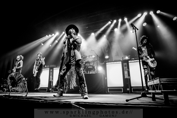 2014-10-18_Asking_Alexandria_-_Bild_017x.jpg 2014-10-18_Asking_Alexandria_-_Bild_017x.jpg