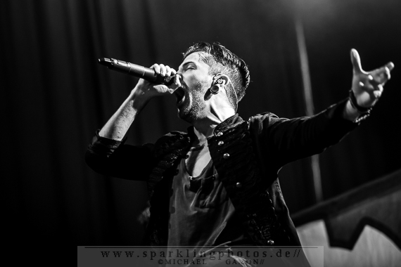 2014-10-18_Crown_The_Empire_-_Bild_005x.jpg 2014-10-18_Crown_The_Empire_-_Bild_005x.jpg