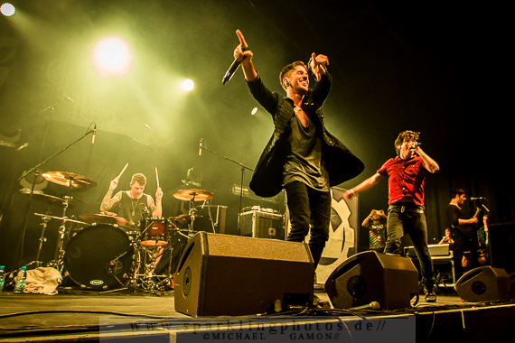 2014-10-18_Crown_The_Empire_-_Bild_015x.jpg 2014-10-18_Crown_The_Empire_-_Bild_015x.jpg