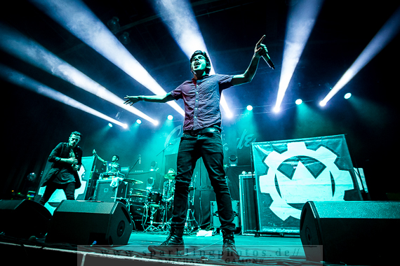 2014-10-18_Crown_The_Empire_-_Bild_018x.jpg 2014-10-18_Crown_The_Empire_-_Bild_018x.jpg