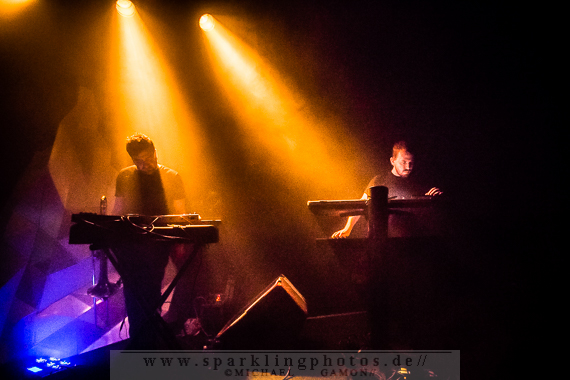 2014-11-10_Zola_Jesus_-_Bild_010x.jpg