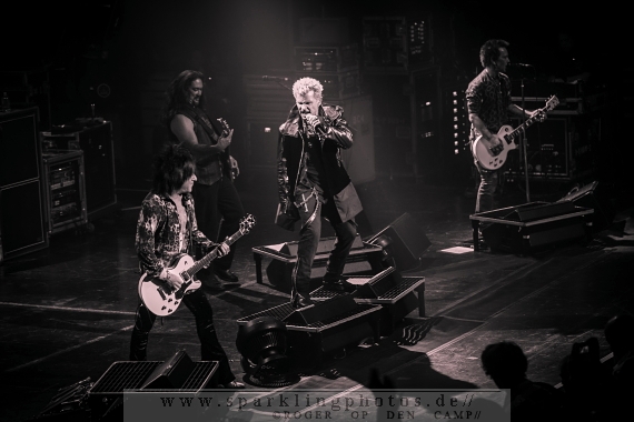 2014-11-19_Billy_Idol_-_Bild_001.jpg