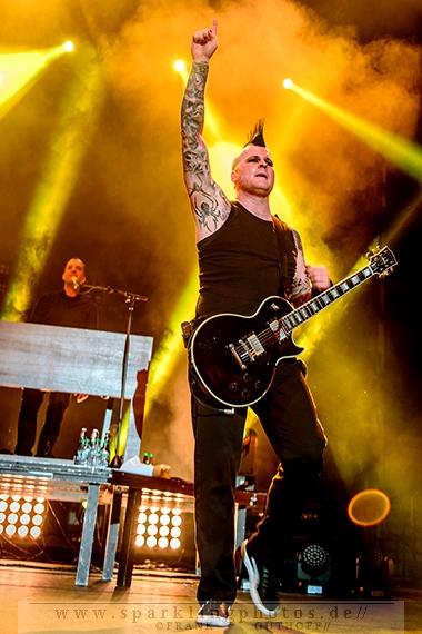 BROILERS -20 Jahre Jubiläumskonzert- Düsseldorf, ISS Dome (20.12.2014) BROILERS -20 Jahre Jubiläumskonzert- Düsseldorf, ISS Dome (20.12.2014)