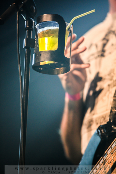 MASSENDEFEKT - Düsseldorf, Stahlwerk (23.12.2014) MASSENDEFEKT - Düsseldorf, Stahlwerk (23.12.2014)