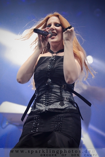 Preview : EPICA setzen Tour mit DRAGONFORCE 2015 fort