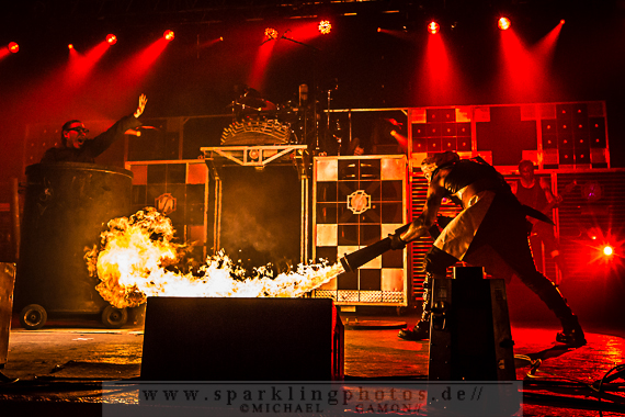 Preview : VÖLKERBALL mit ihrem Tribute to Rammstein auch 2015 auf Tour
