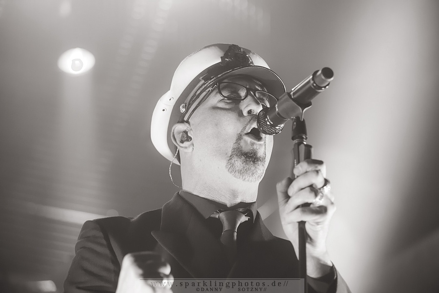 2015-02-27_Eisbrecher_-_Bild_007.jpg