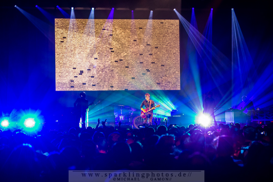 2015-03-19_Noel_Gallaghers_High_Flying_Birds_-_Bild_011x.jpg