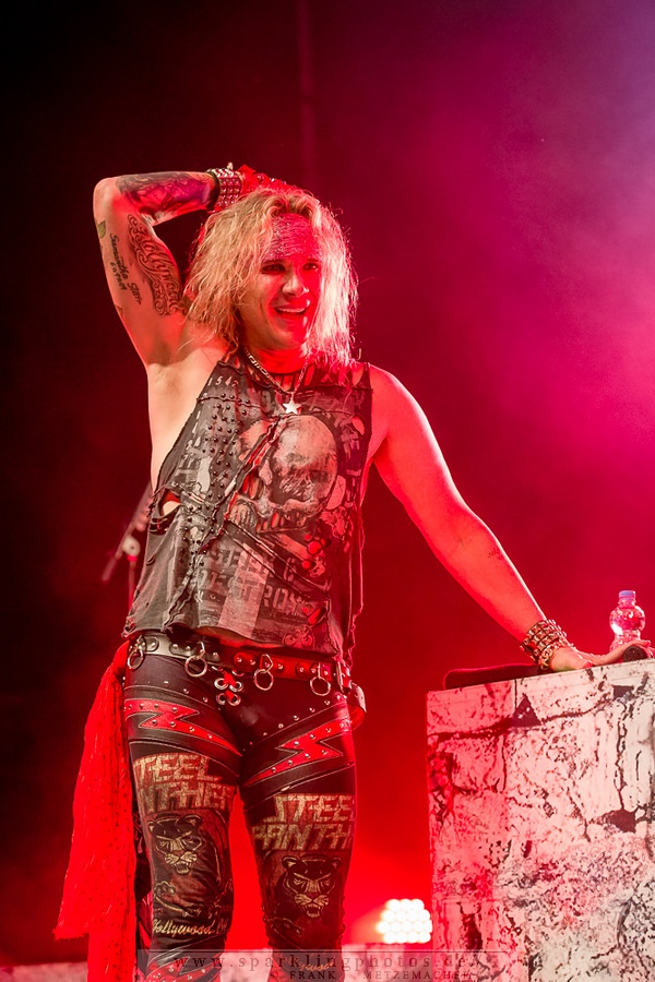 2015-03-25_Steel_Panther_-_Bild_030.jpg