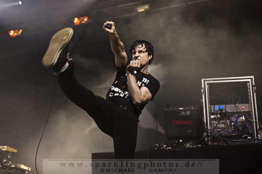 Preview : ATARI TEENAGE RIOT live beim ACHT BRÜCKEN in Köln