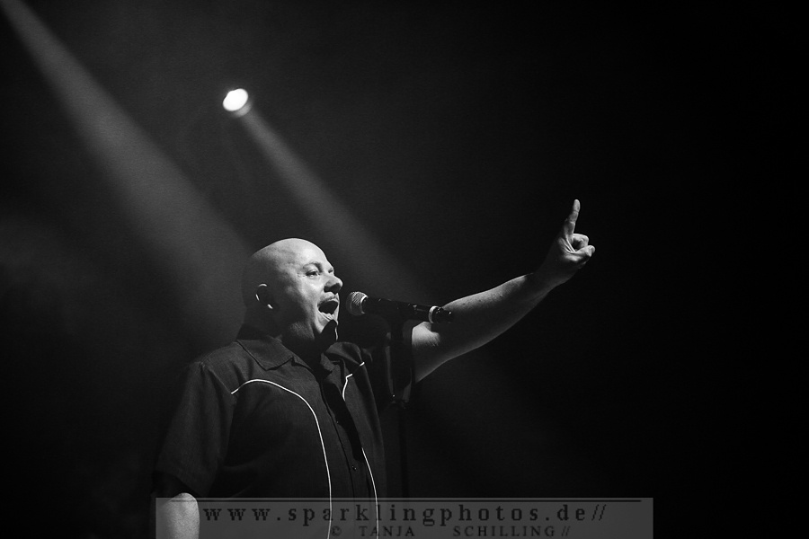2015-03-28_VNV_Nation_-_Bild_004.jpg