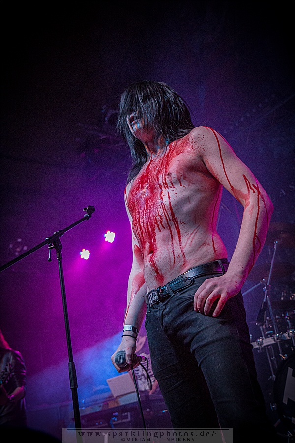 2015-04-10_Last_Satanic_Divine_-_Bild_001.jpg