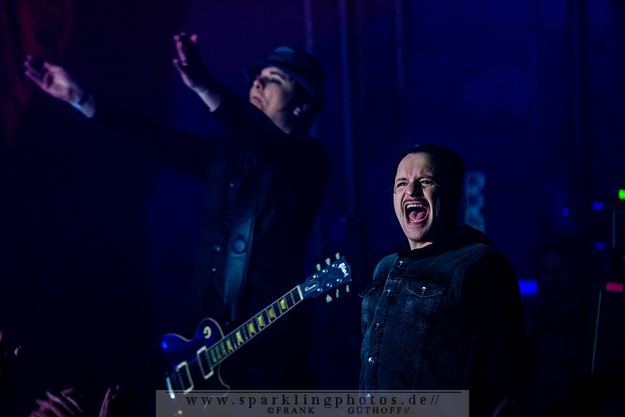 2015-04-11_Apoptygma_Berzerk_-_Bild_009.jpg