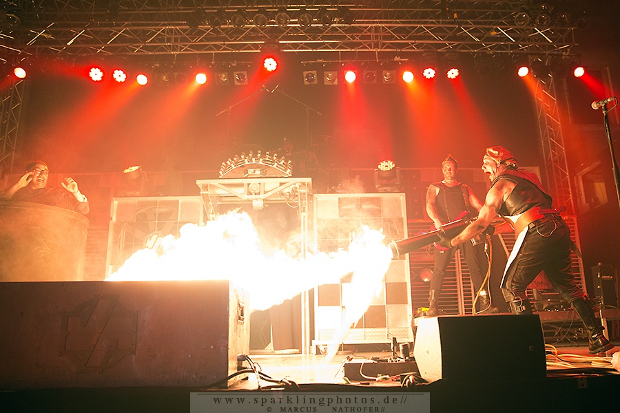 VÖLKERBALL - Oberhausen, Turbinenhalle (17.04.2015) VÖLKERBALL - Oberhausen, Turbinenhalle (17.04.2015)