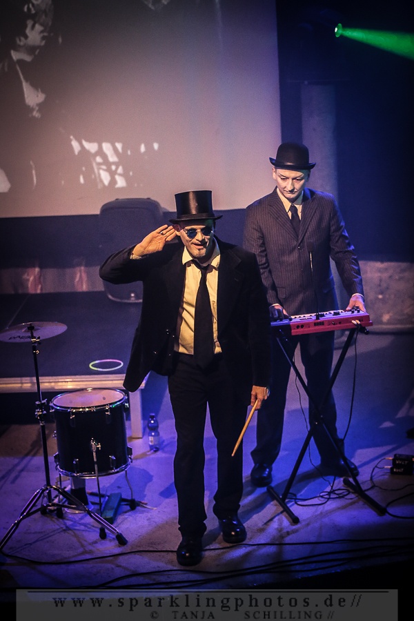 TORUL & EGOAMP - Oberhausen, Kulttempel (11.10.2015) TORUL & EGOAMP - Oberhausen, Kulttempel (11.10.2015)