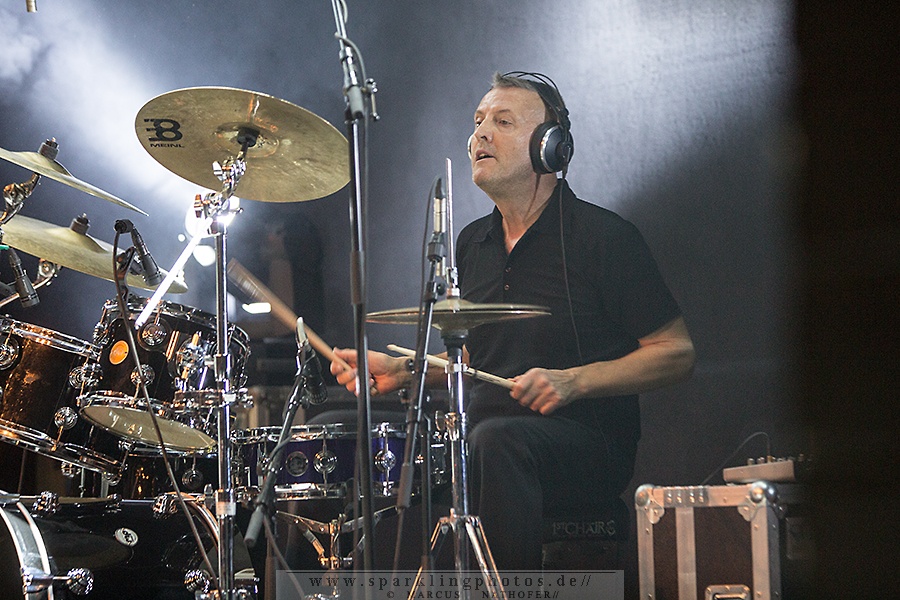 DAF & MONICA JEFFRIES - Krefeld, Kufa (16.10.2015) DAF & MONICA JEFFRIES - Krefeld, Kufa (16.10.2015)