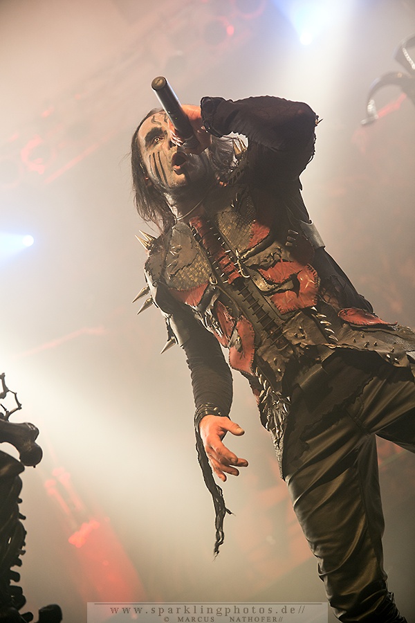 2015-10-24_Cradle_Of_Filth_-_Bild_048.jpg