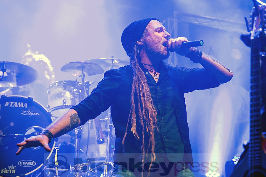 2015-10-27 Eluveitie - Bild 007