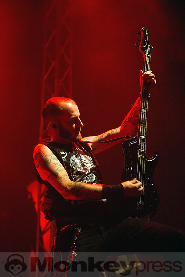 2015-10-27 Eluveitie - Bild 011