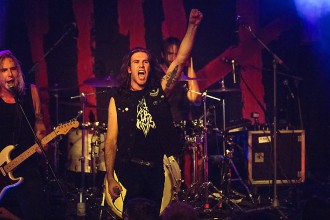 Fotos: ATLAS LOSING GRIP