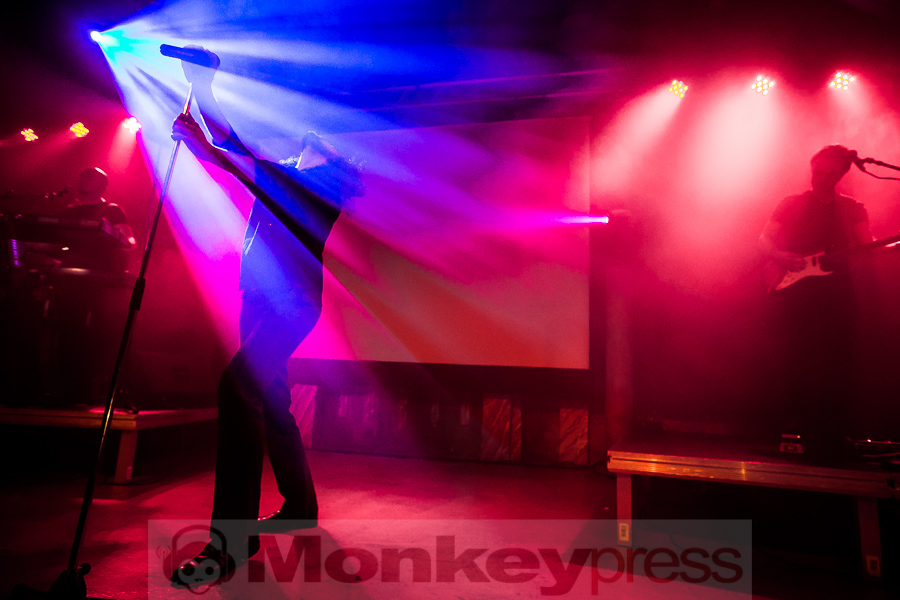 Forced To Mode, (c) Michael Gamon