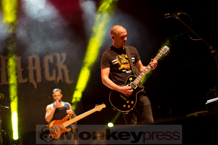 Beyond The Black © Thomas Bunge