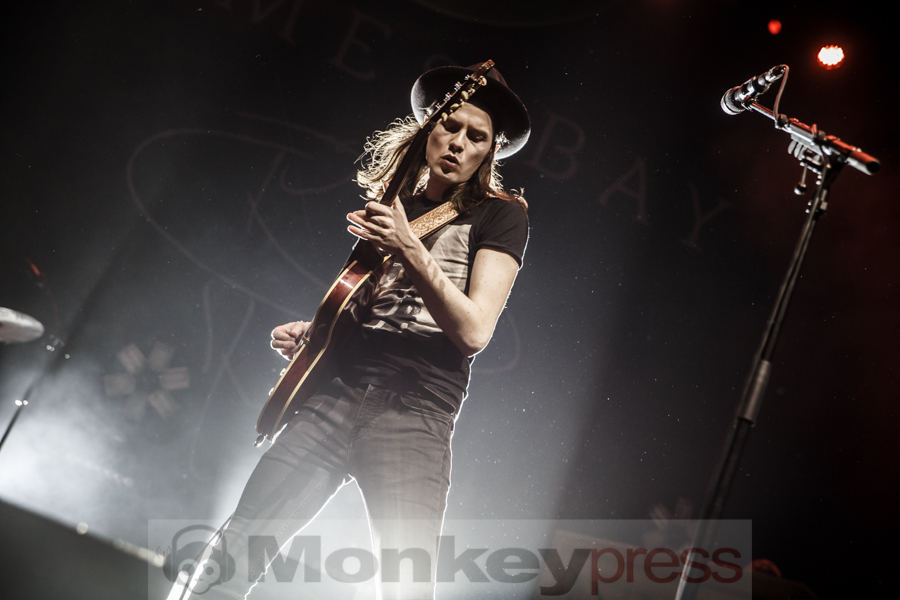 FOTOS: JAMES BAY FOTOS: JAMES BAY