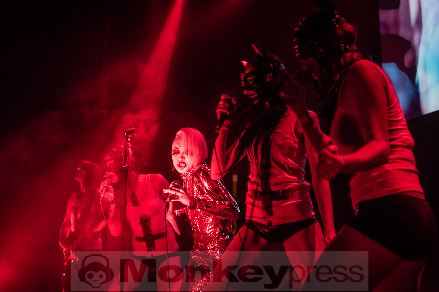 Grausame Töchter, © Frank Güthoff