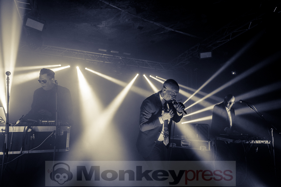 Covenant, © Frank Güthoff