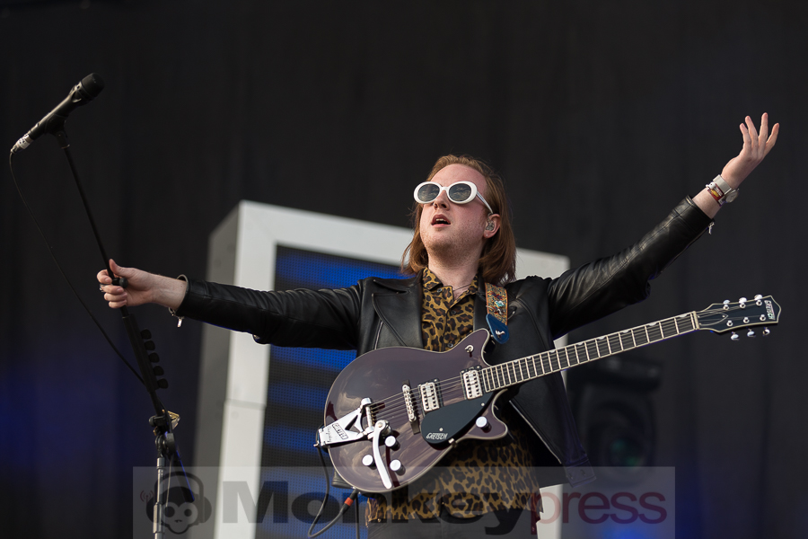 Two Door Cinema Club © Tabea Debora Pringal