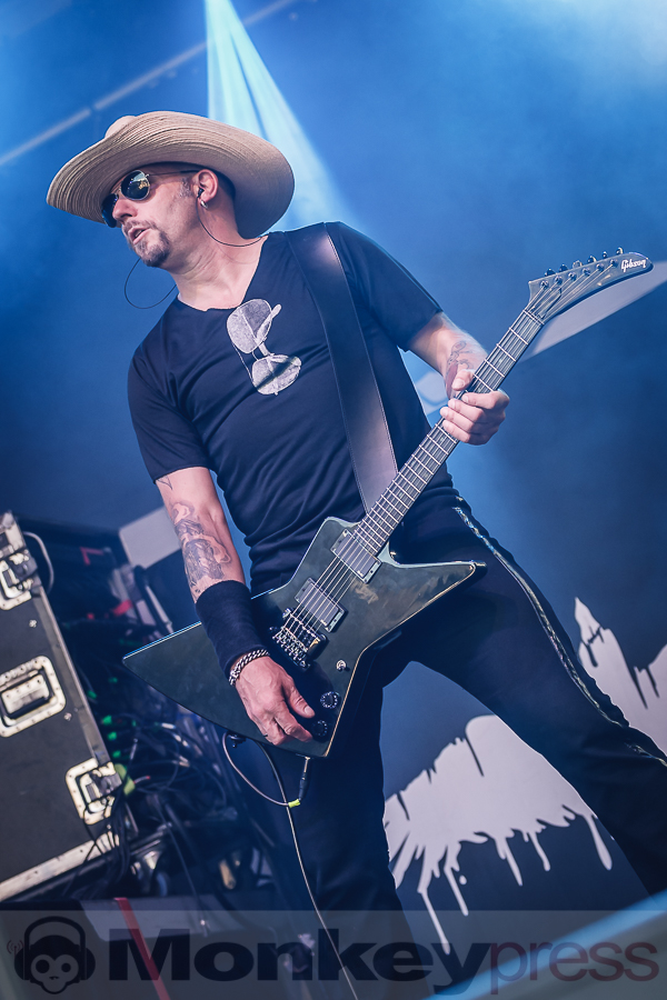 Mono Inc © Daniel Beiderwieden