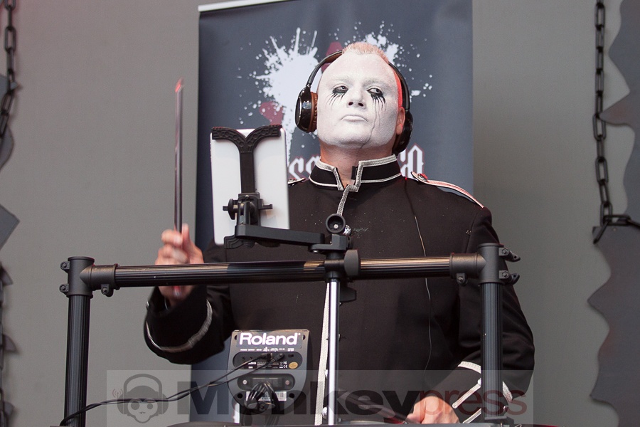 Massive Ego, (c) Thomas Leine