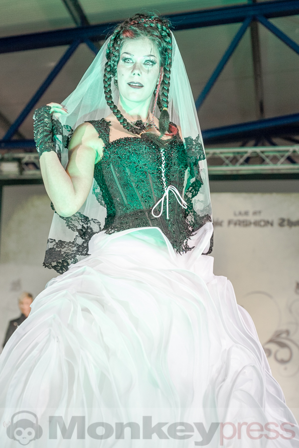 Fotos: M'ERA LUNA FASHION SHOW – Hildesheim-Drispenstedt (13.08.2016)