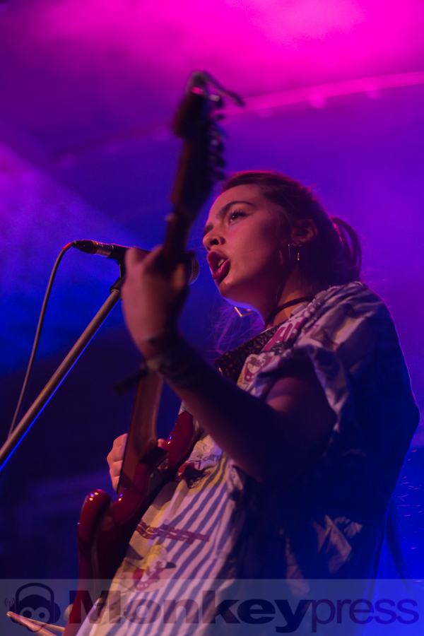 Hinds, © Tabea Debora Pringal