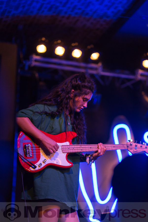Hinds, © Tabea Debora Pringal