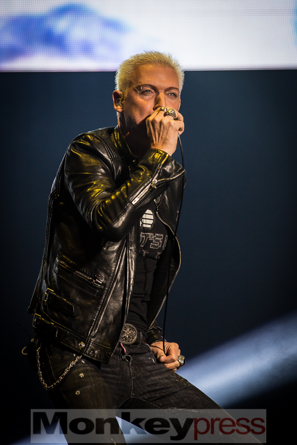 (c) Alexander Jung