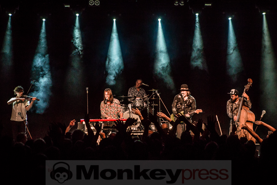 M. Walking On The Water, © Michael Gamon